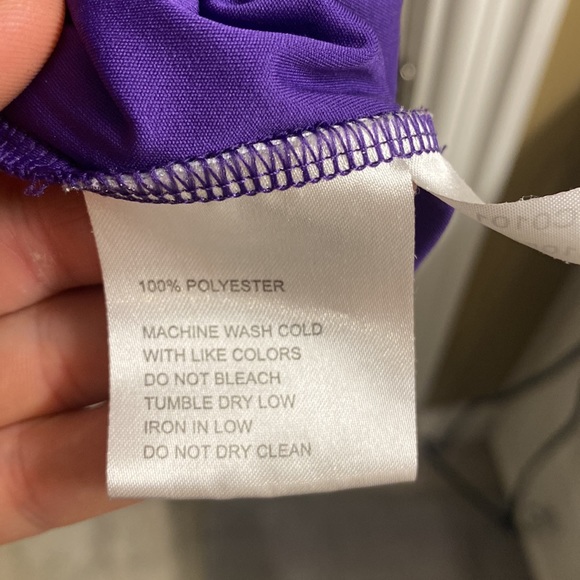 Collared Golf Tee in 10/10 shape with shoulder and back breather mesh - Picture 7 of 7